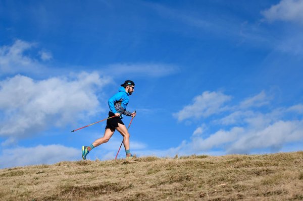 Comment améliorer l'endurance pour la course en canoë de longue distance ?